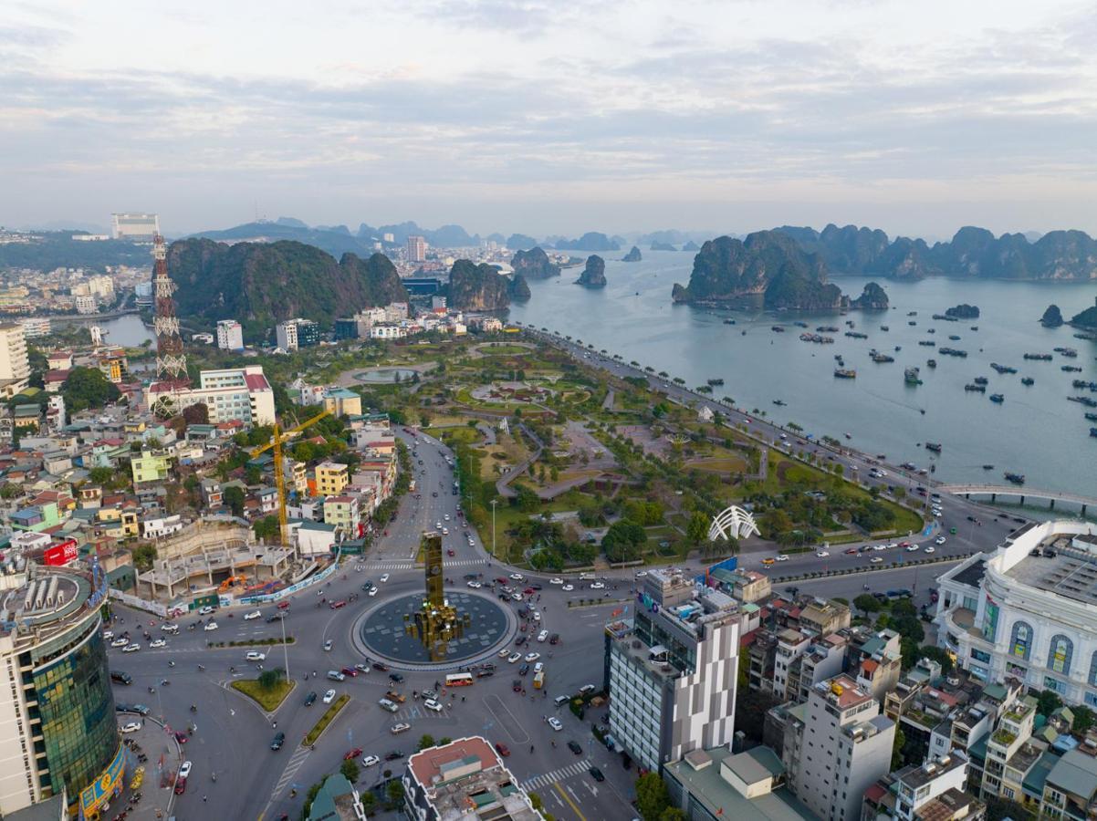 Diamond Luxury Hotel Hạ Long Extérieur photo